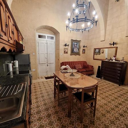 Cozy Corner House In Valletta - Authentic! エクステリア 写真